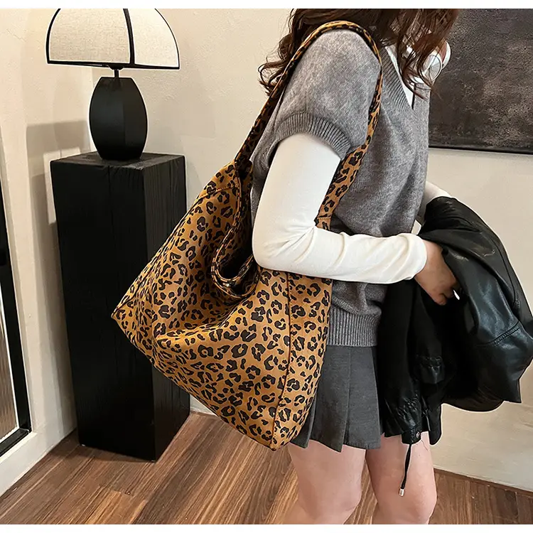 Women Woolen Suede Tote Bag Large Capacity — feature 21