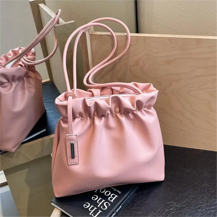 Women Pleated Shoulder Bag Large Capacity New Style - Image 6