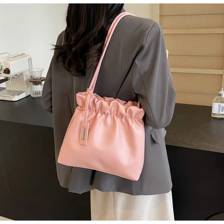 Women Pleated Shoulder Bag Large Capacity New Style — feature 22