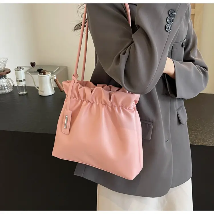 Women Pleated Shoulder Bag Large Capacity New Style — feature 25