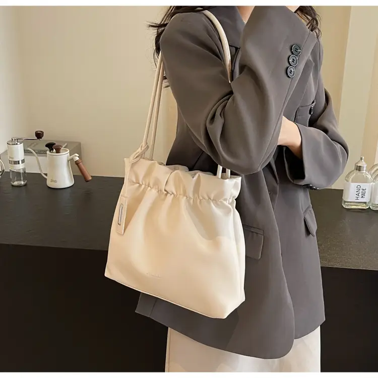 Women Pleated Shoulder Bag Large Capacity New Style — feature 29