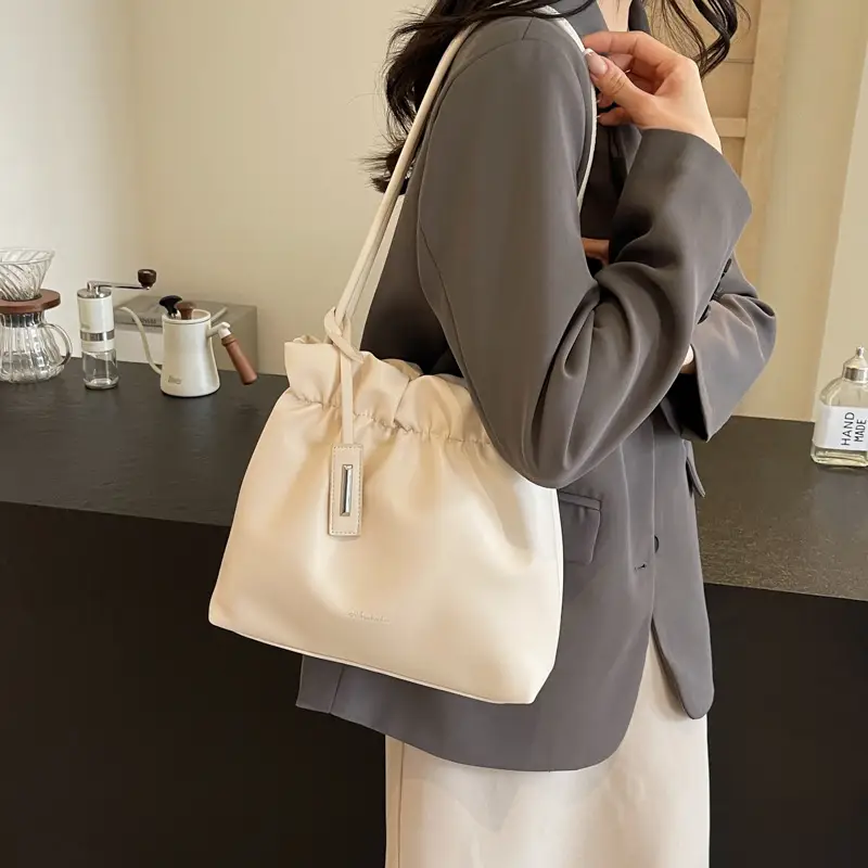 Women Pleated Shoulder Bag Large Capacity New Style - Image 2