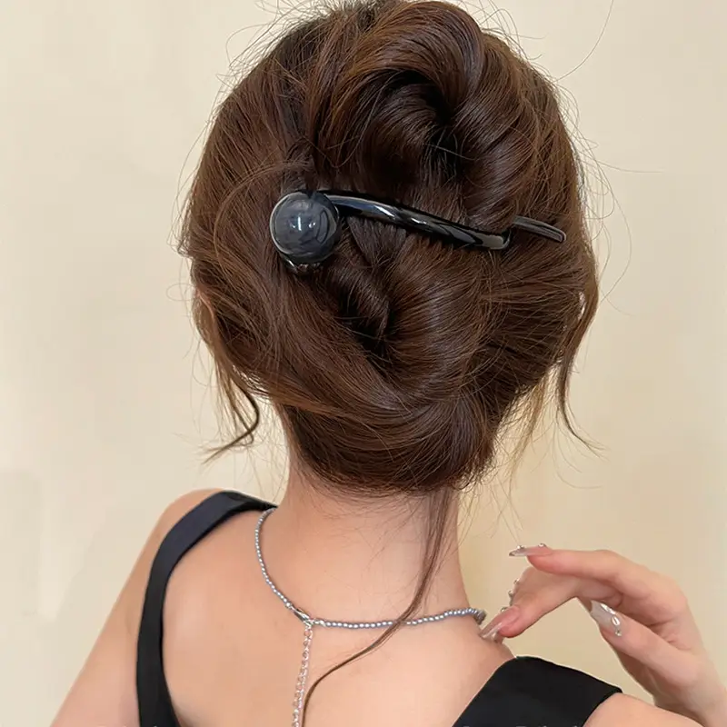 Korean-style Green Resin Hair Clip for Women