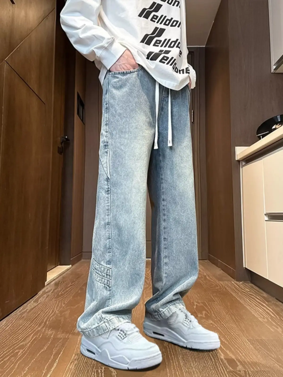 Men's American Style Wash & Wear Jeans Light Blue Loose Fit - Image 5