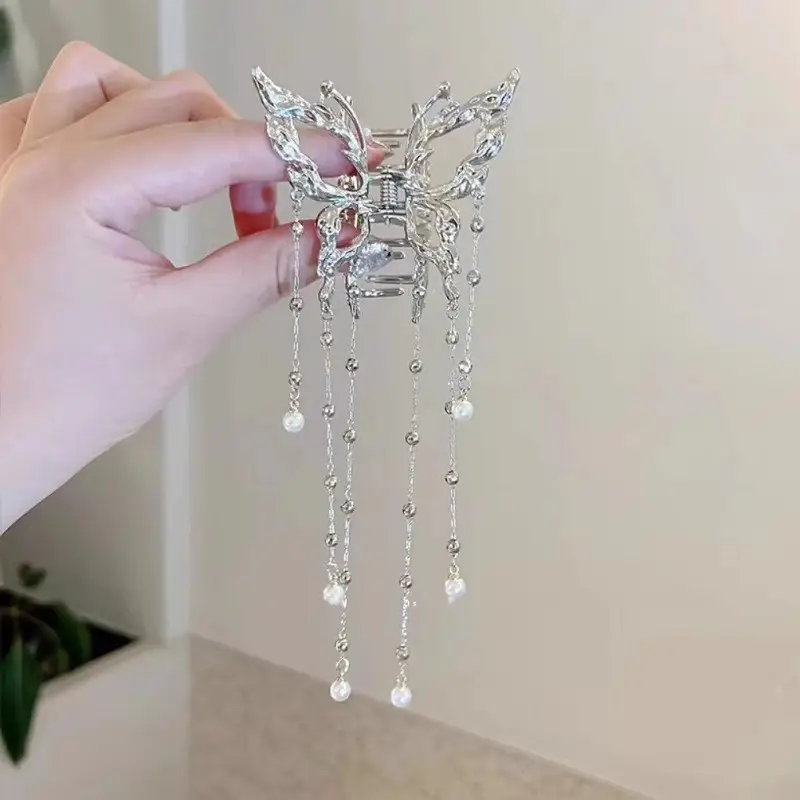 Elegant Hollow Butterfly Hairpin with Pearl Tassels - Image 5