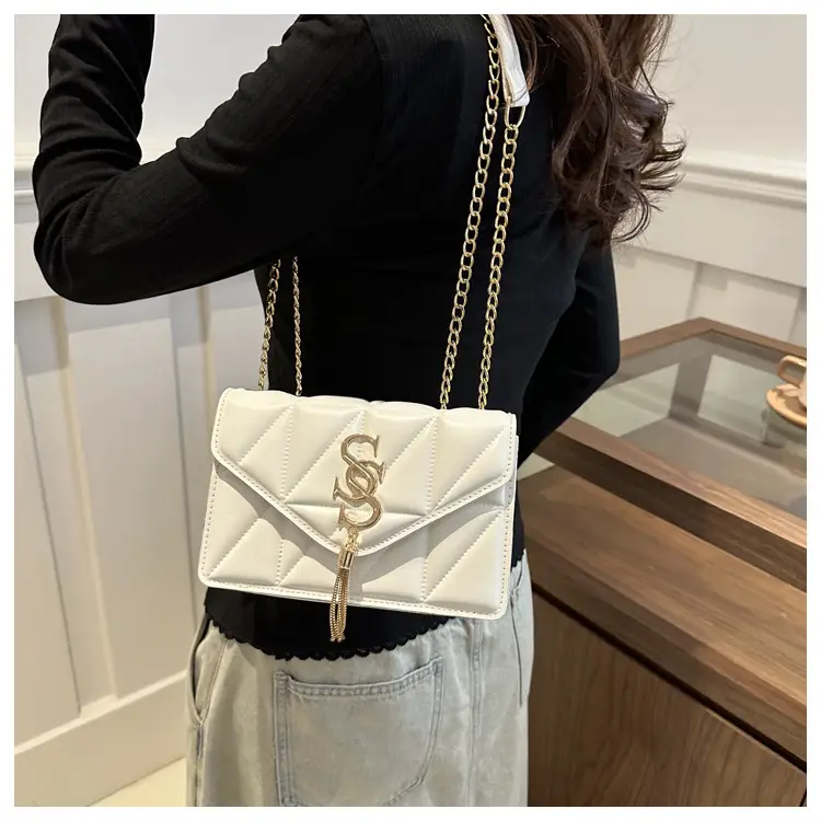 Orange Chain Embroidery Women's Shoulder Bag - Image 4