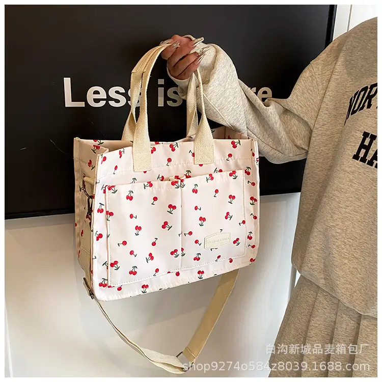 Trendy Floral Large Tote Bag for Women 2026 — feature 18