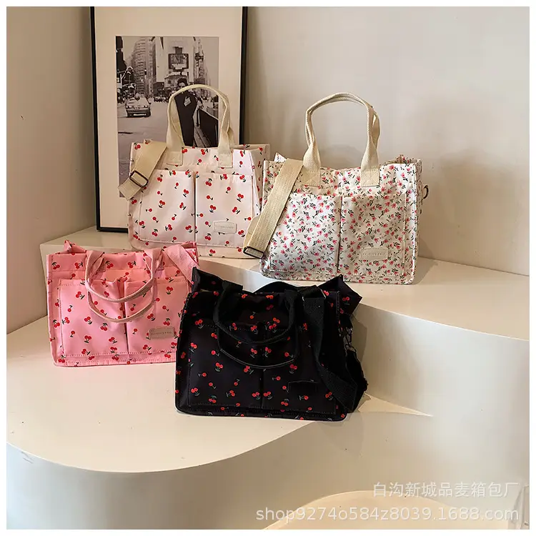 Trendy Floral Large Tote Bag for Women 2026 — feature 25