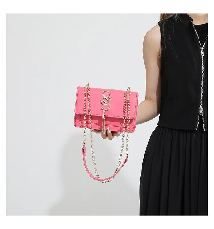 Stylish Brown Chain Crossbody Bag for Women 2024 — feature 15