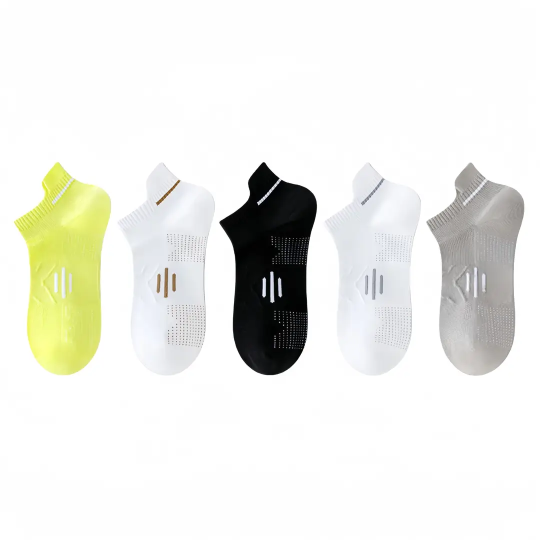 Men's White Sweat-Resistant Running Socks Underwear