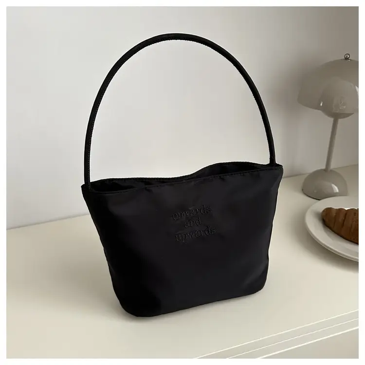 Women's White Shoulder Bag 2024 New Girly Elegant Sweet Solid Color Bucket Bag - Image 6