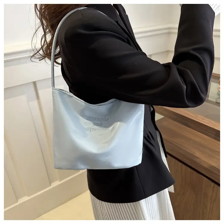 Women's White Shoulder Bag 2024 New Girly Elegant Sweet Solid Color Bucket Bag — feature 14