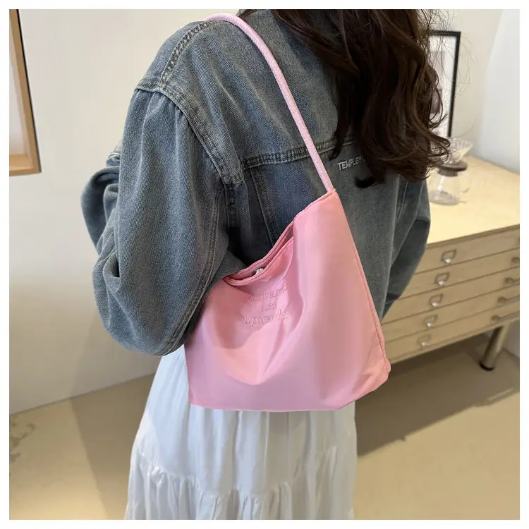 Women's White Shoulder Bag 2024 New Girly Elegant Sweet Solid Color Bucket Bag — feature 18