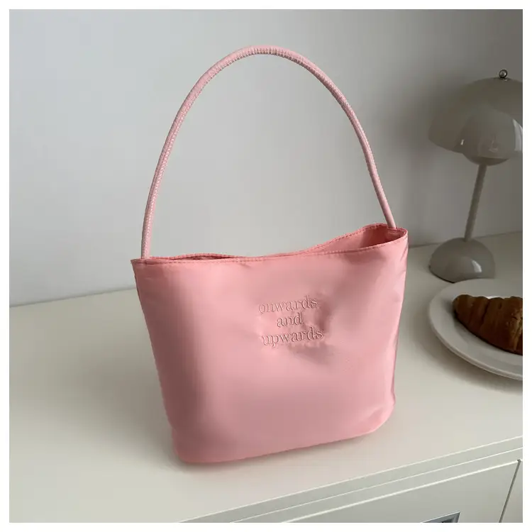 Women's White Shoulder Bag 2024 New Girly Elegant Sweet Solid Color Bucket Bag — feature 23