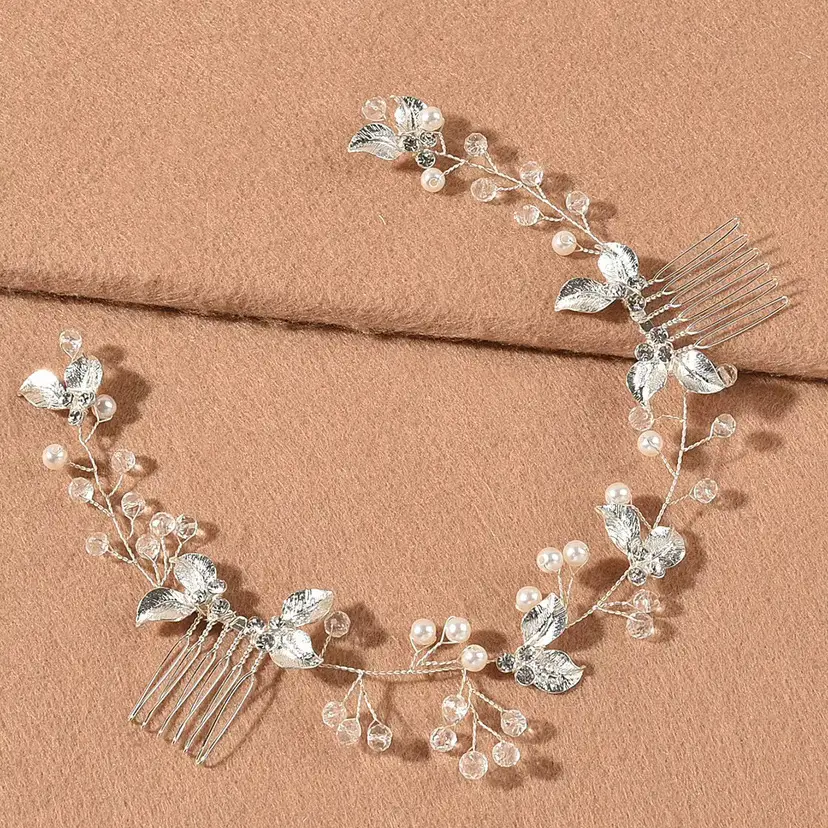 Golden Leaf Hair Comb for Bridal Hair Styling - Image 6