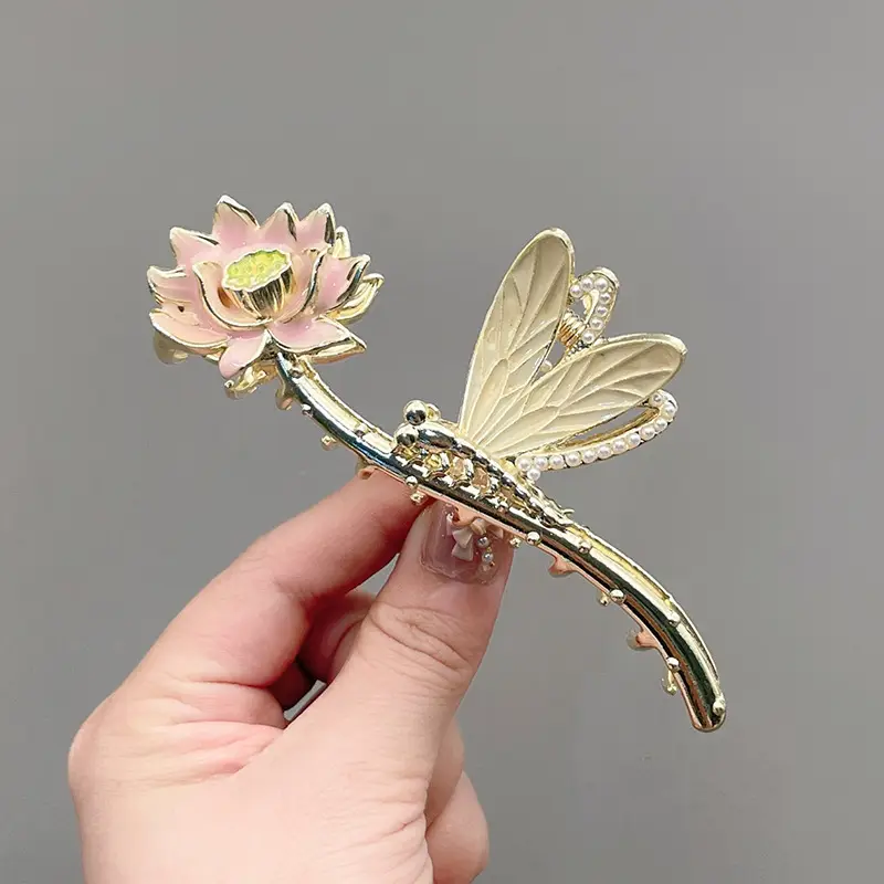 dragonfly lotus