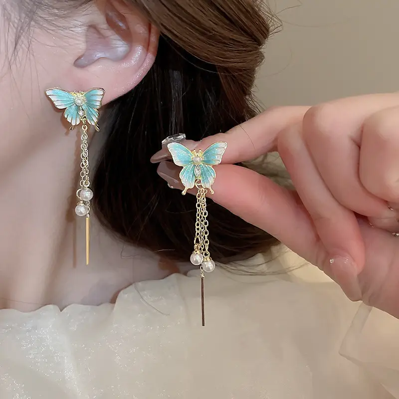 Green Rose Earrings for Girls - 1 Pc Handcrafted Decor — feature 11