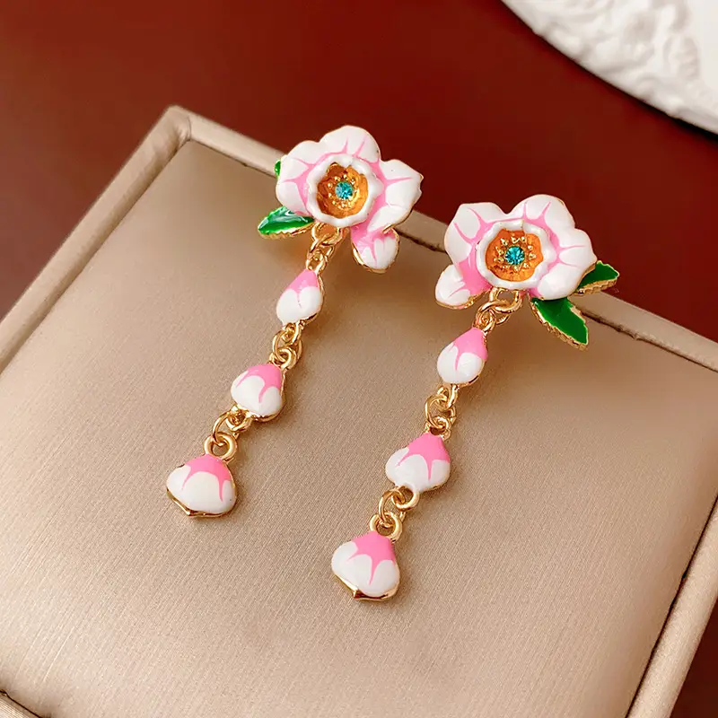 Green Rose Earrings for Girls - 1 Pc Handcrafted Decor — feature 20