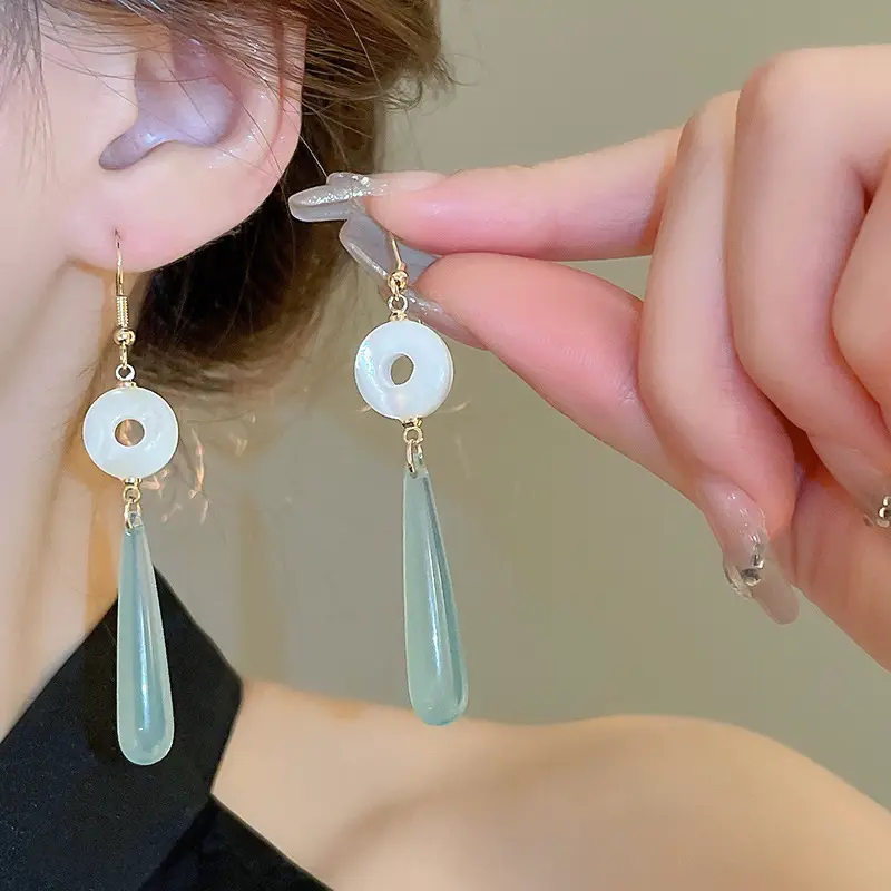 Green Rose Earrings for Girls - 1 Pc Handcrafted Decor — feature 25