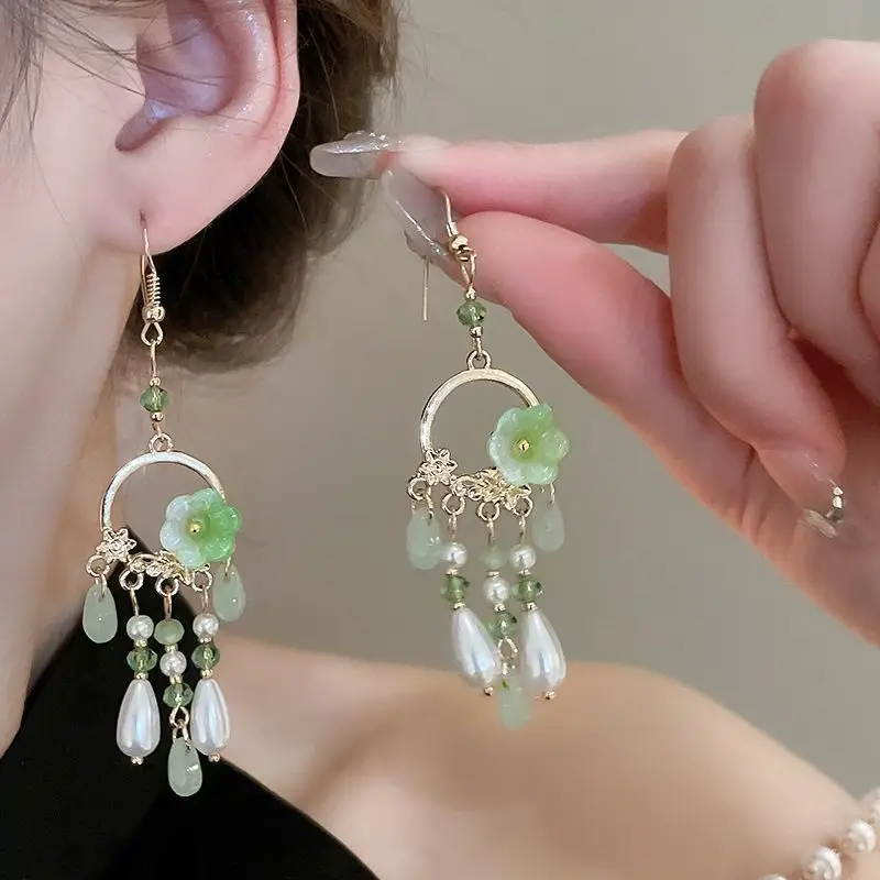 Green Rose Earrings for Girls - 1 Pc Handcrafted Decor — feature 29