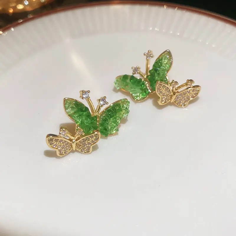Green Rose Earrings for Girls - 1 Pc Handcrafted Decor — feature 34