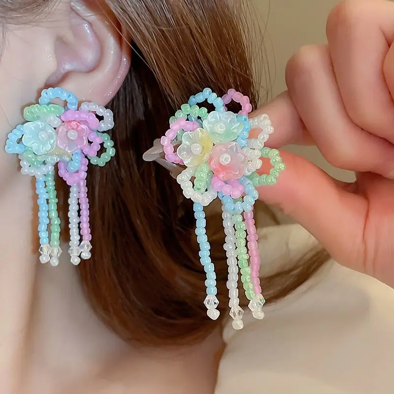 Green Rose Earrings for Girls - 1 Pc Handcrafted Decor — feature 40