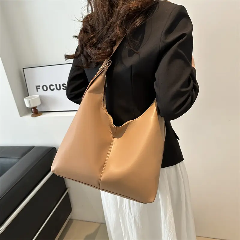 Vintage Red Leather Shoulder Bag for Women 2024 - Image 8