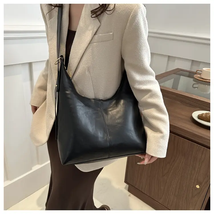 Vintage Red Leather Shoulder Bag for Women 2024 — feature 11
