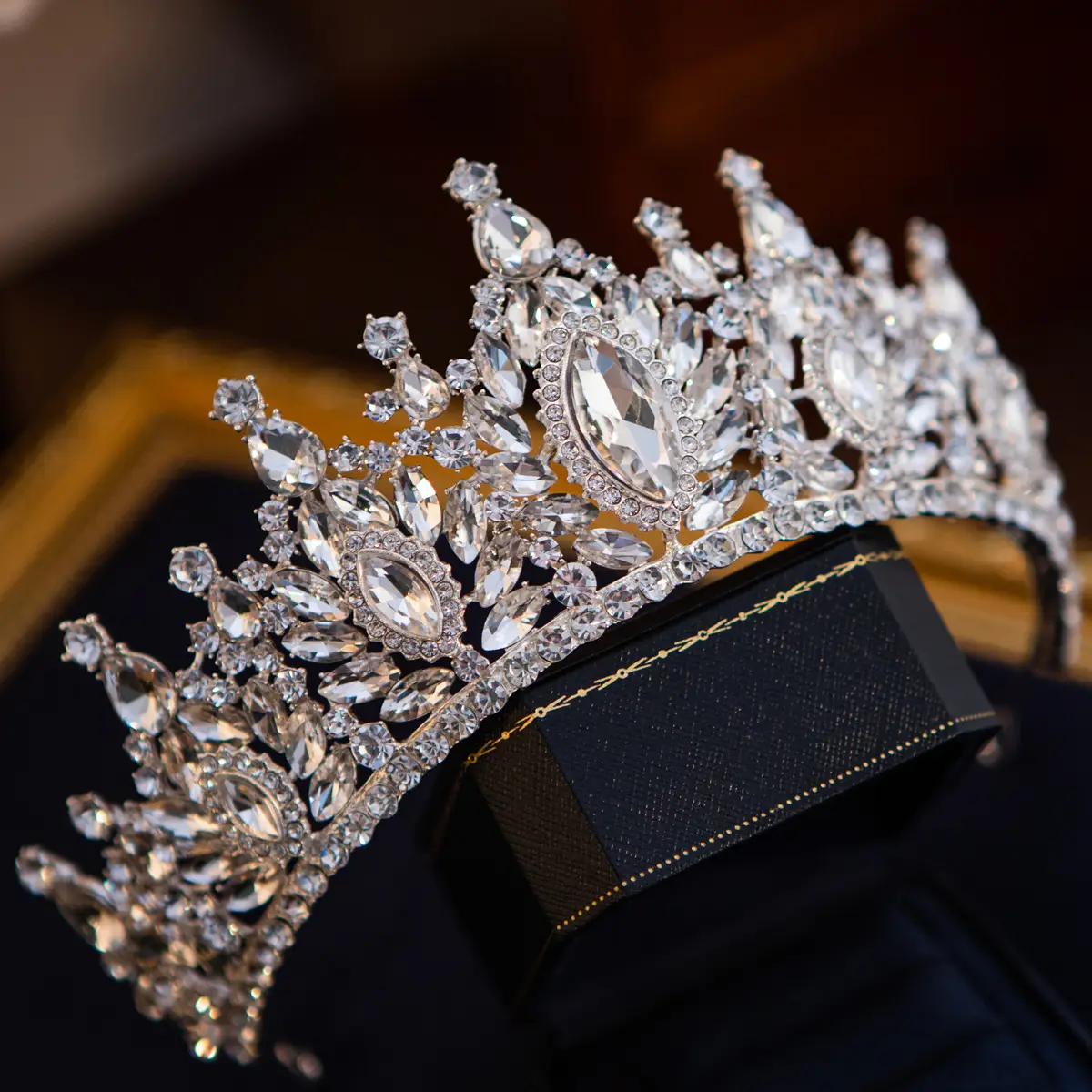 European & American Cross Border Bride Crown Crystal Birthday Headwear Vintage Queen Hair Accessories Ball Crown Original Wholesale