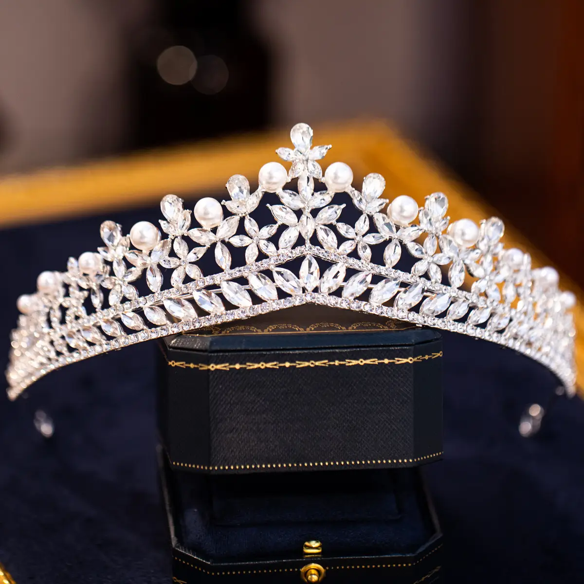 European & American Cross Border Bride Crown Crystal Birthday Headwear Vintage Queen Hair Accessories Ball Crown Original Wholesale