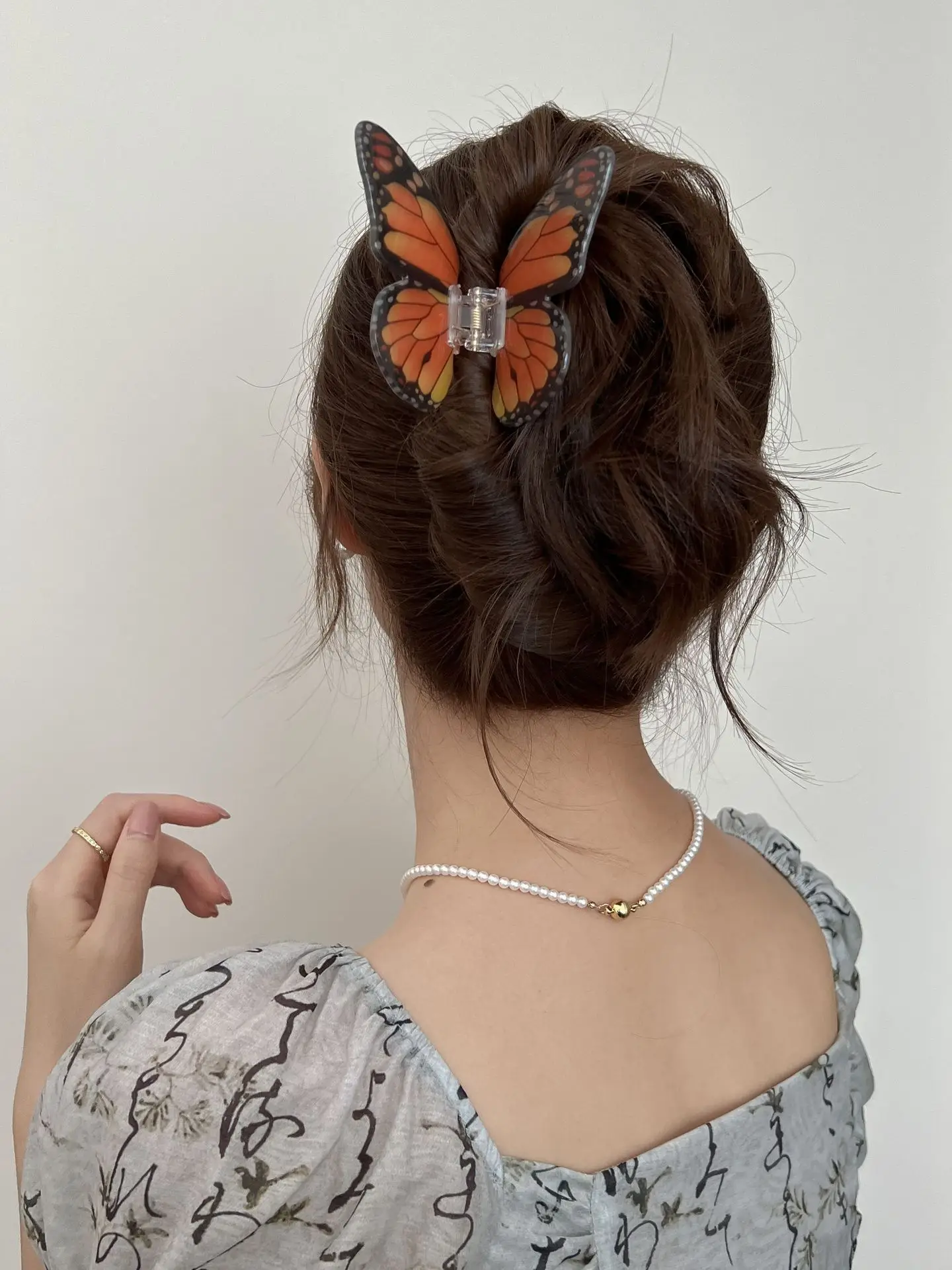 Butterfly Hair Clips for Women - Green & Orange — feature 4