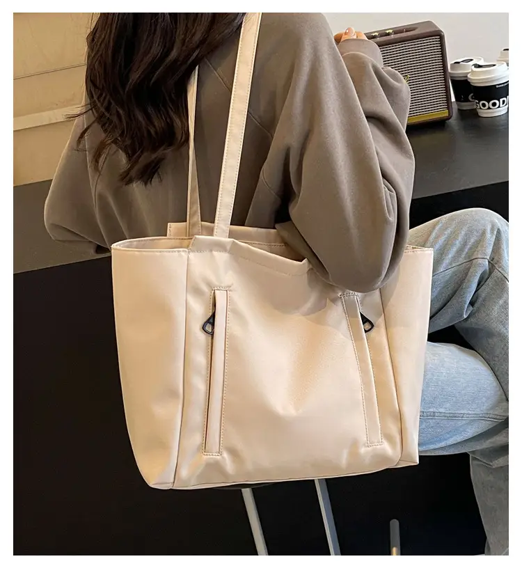 Women's Large Capacity Grey Nylon Tote Bag — feature 1