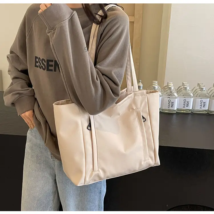 Women's Large Capacity Grey Nylon Tote Bag — feature 28