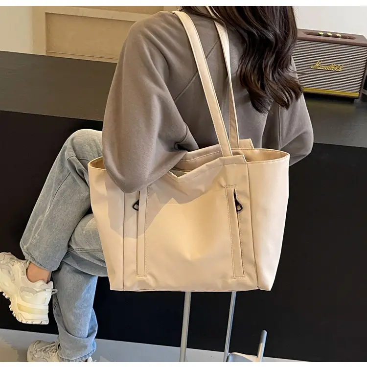 Women's Large Capacity Grey Nylon Tote Bag — feature 31