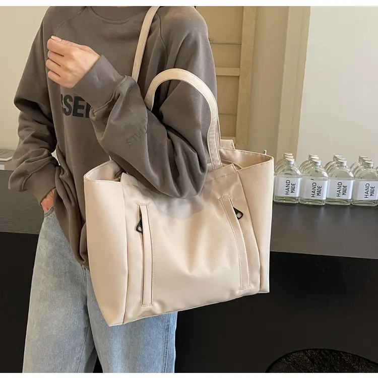 Women's Large Capacity Grey Nylon Tote Bag — feature 33