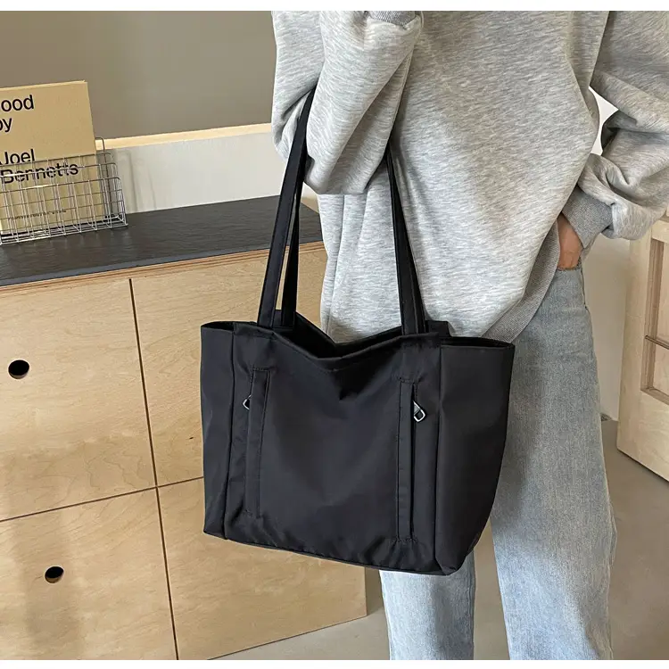 Women's Large Capacity Grey Nylon Tote Bag — feature 34