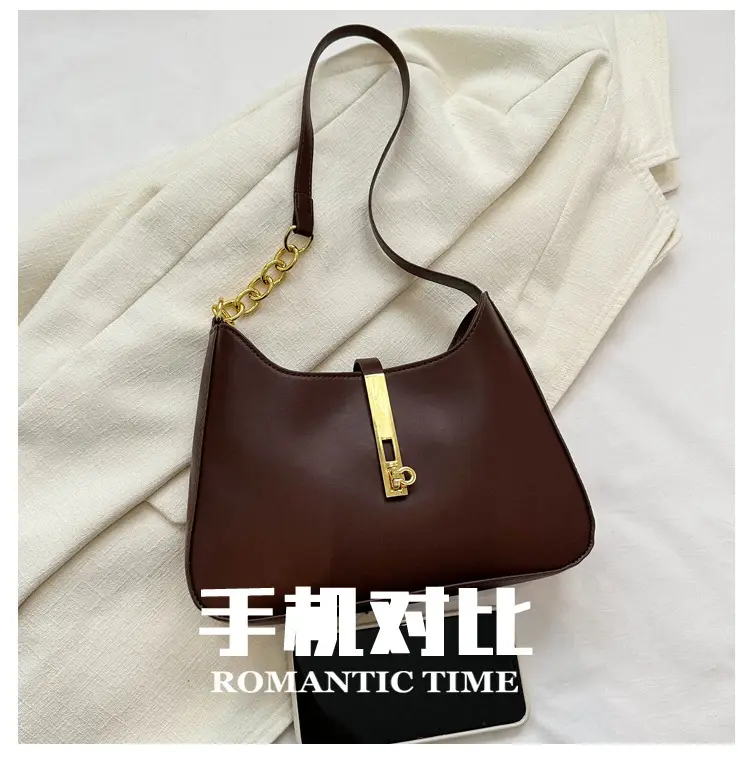 Women's Retro Crossbody Bag Brown Gold Chain — feature 4