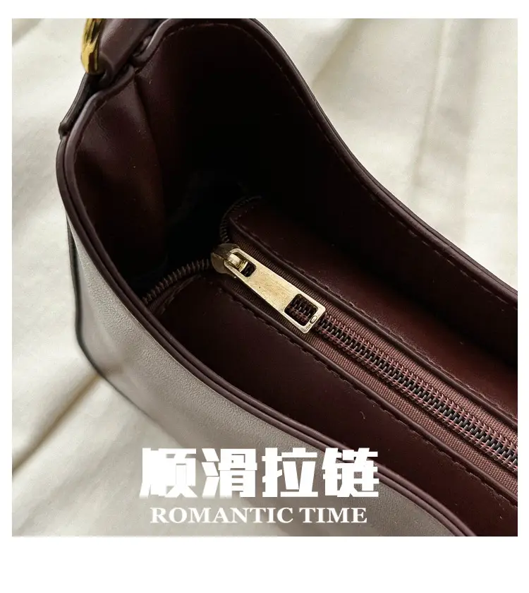 Women's Retro Crossbody Bag Brown Gold Chain — feature 6