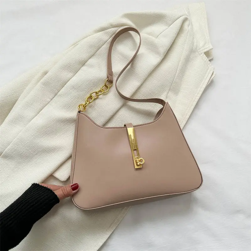 Women's Retro Crossbody Bag Brown Gold Chain