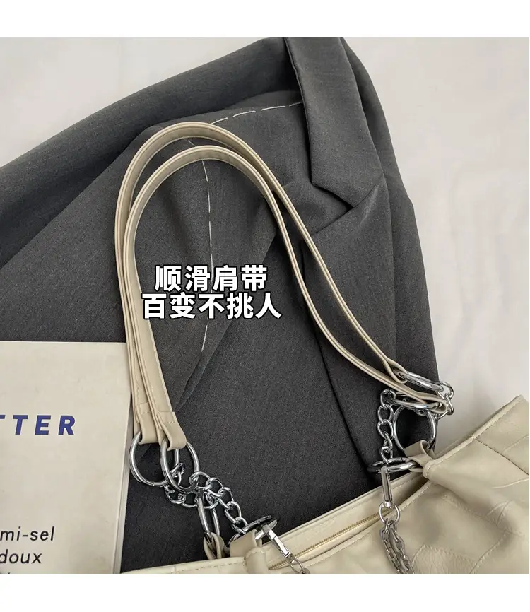Women's Large Capacity Chain Pearl Tote Bag Cream — feature 4
