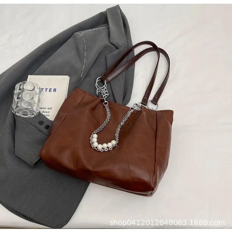 Women's Large Capacity Chain Pearl Tote Bag Cream - Image 4