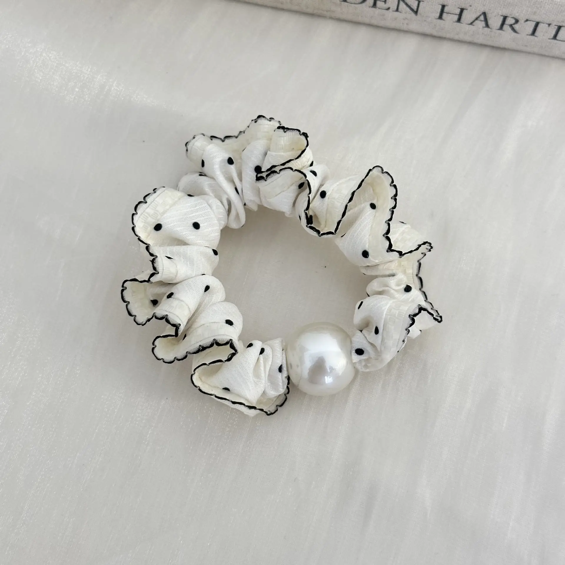 Pearl Hair Ring French Style Black White - Image 3