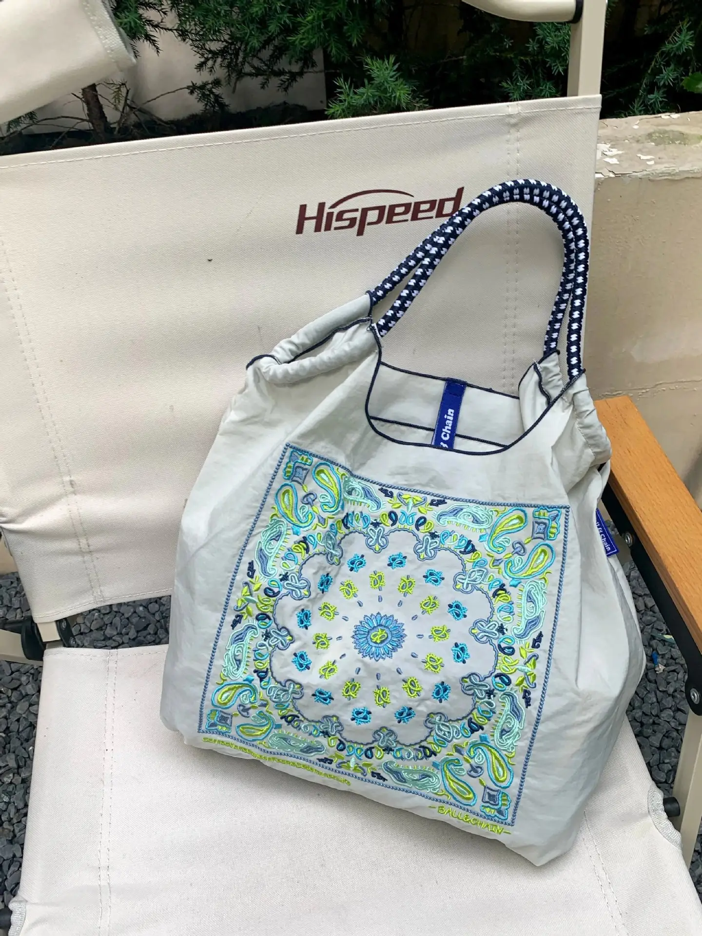 2024 Canvas Shoulder Bag for Girls Large Capacity Office Style - Image 6