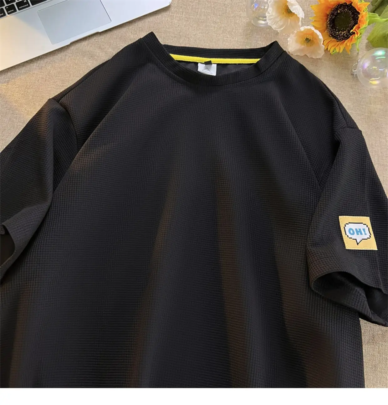 Black Loose Sleeve T-Shirt for Boys Teenage Wear — feature 9