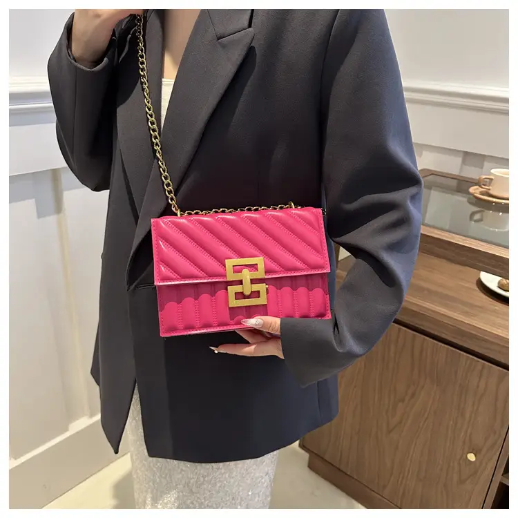 White Quilted Crossbody Bag for Women 2024 — feature 9