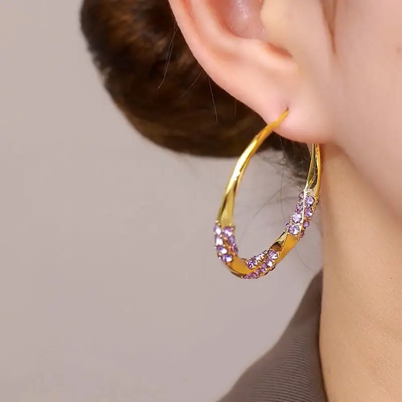 2024 New Diamond Twisted Hoop Earrings Women's Exaggerated Design Unique Personality Retro Ear Ring Wholesale - Image 5