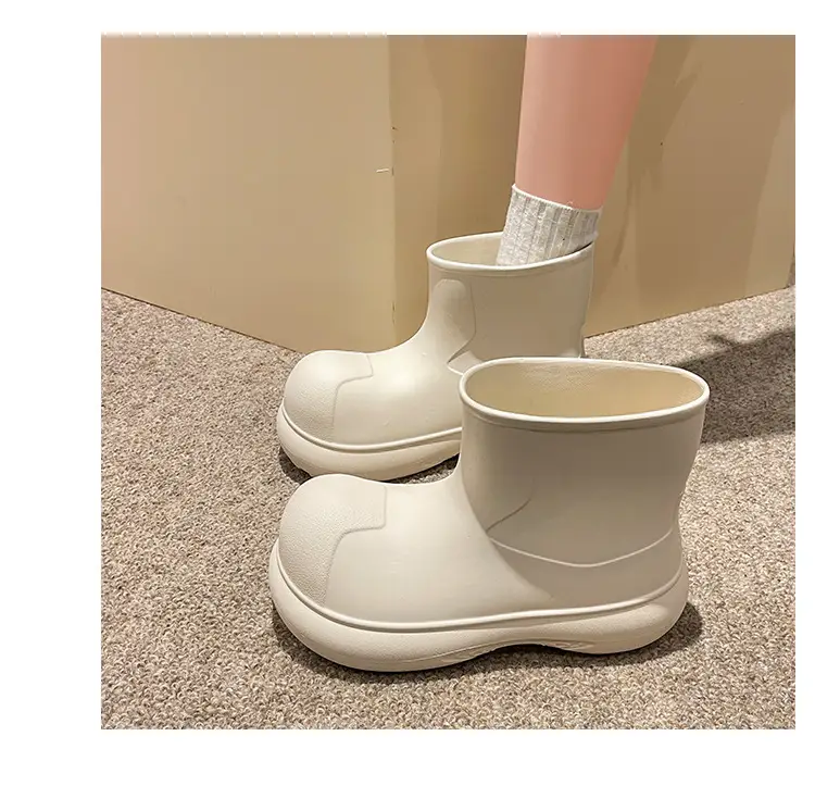 Internet Celebrity Rain Boots for Women 2025 New Clown Shoes Outdoor Thick-Soled Waterproof Non-Slip Rain Boots for Women Cute Short Boots — feature 15