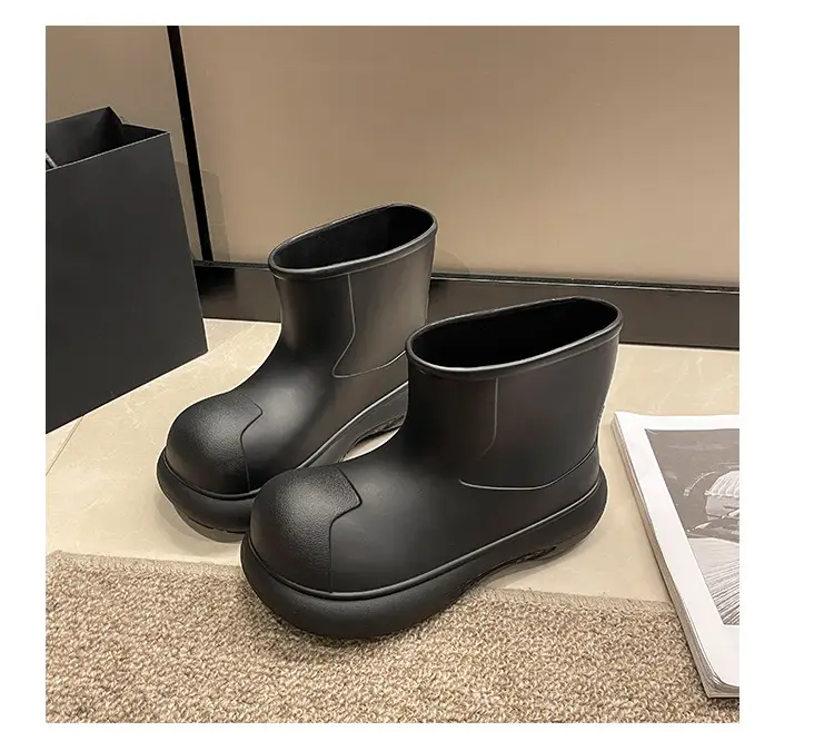 Internet Celebrity Rain Boots for Women 2025 New Clown Shoes Outdoor Thick-Soled Waterproof Non-Slip Rain Boots for Women Cute Short Boots — feature 17