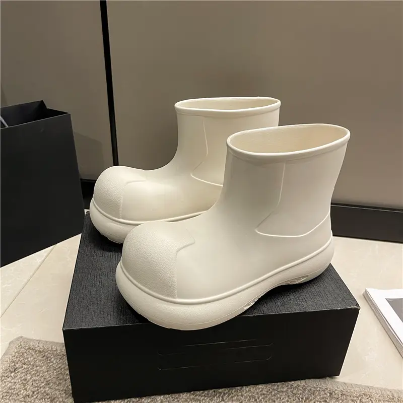 Internet Celebrity Rain Boots for Women 2025 New Clown Shoes Outdoor Thick-Soled Waterproof Non-Slip Rain Boots for Women Cute Short Boots - Image 2