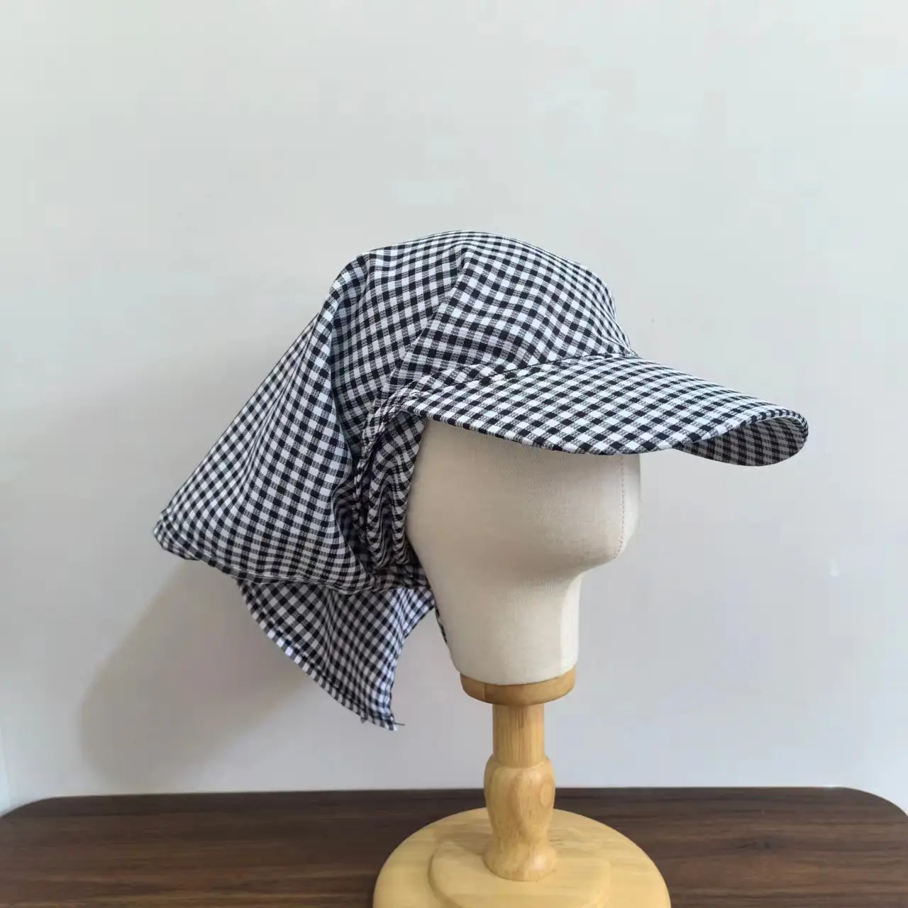 Women's Green Checkered Sun Hat with Ties — feature 6